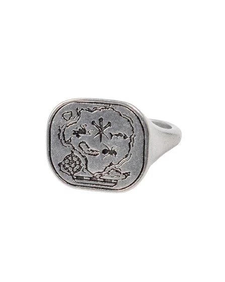 Jernhest - Antrik Ring med karta - Opolerad silver