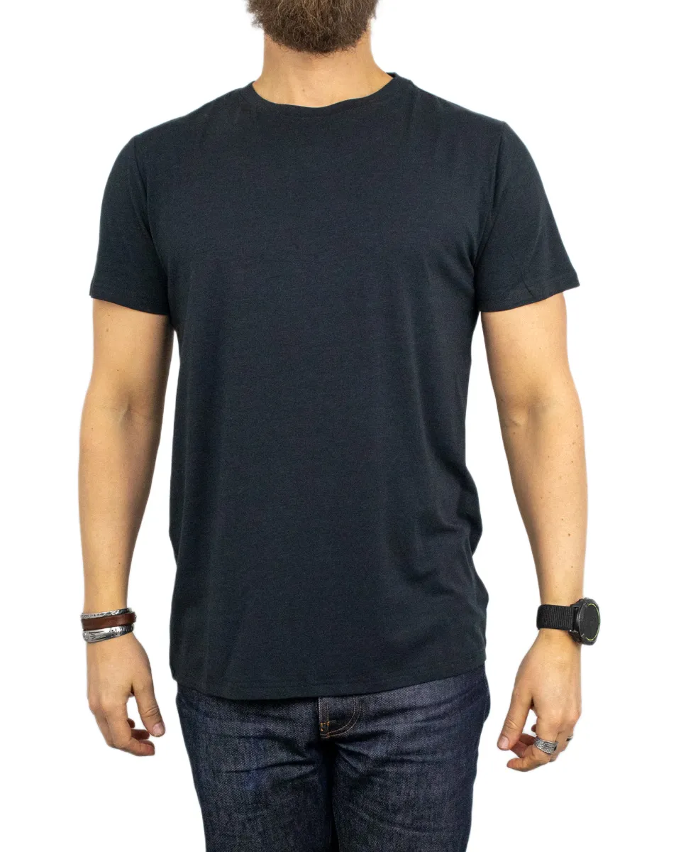 Resteröds - R-Neck - T-Shirt - Bambu - Svart
